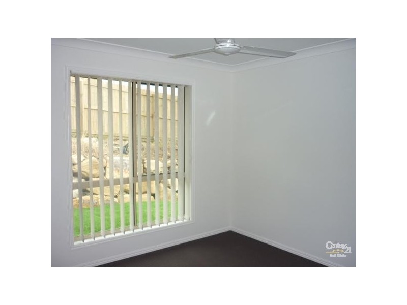 18 Sturt Court, Glen Eden QLD 4680