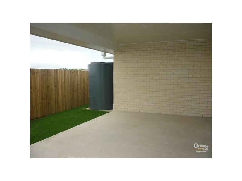 18 Sturt Court, Glen Eden QLD 4680