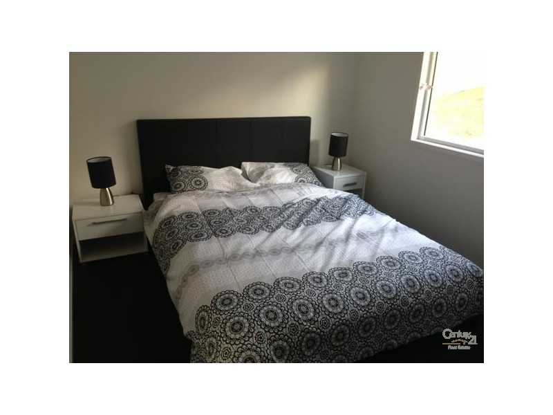 11 Dampier Court, Glen Eden QLD 4680