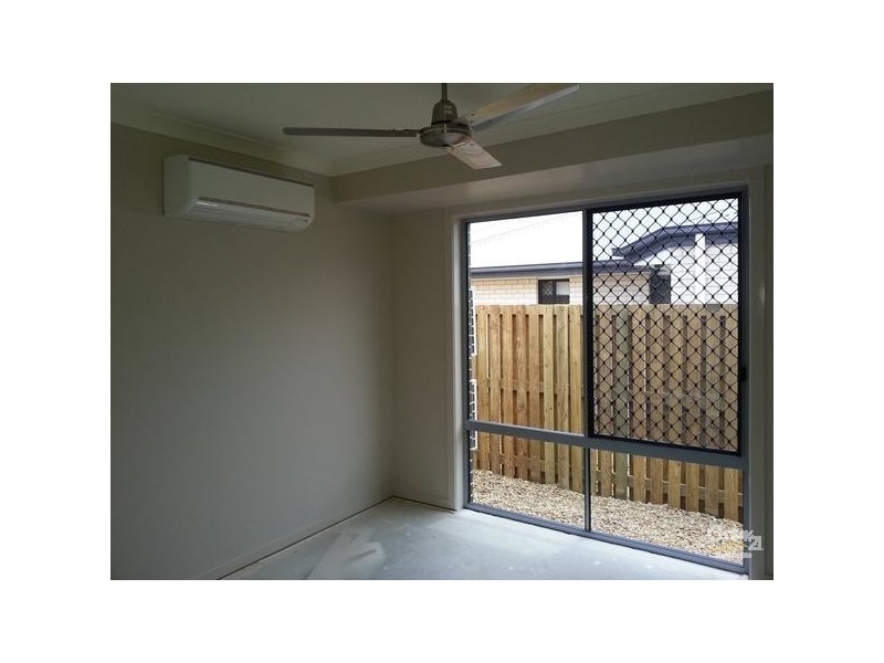 4 Bellbird Circuit, Kirkwood QLD 4680