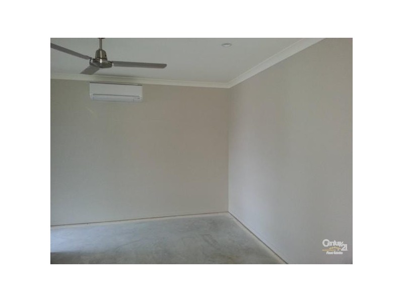 4 Bellbird Circuit, Kirkwood QLD 4680