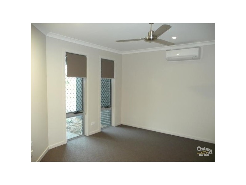 4 Bellbird Circuit, Kirkwood QLD 4680