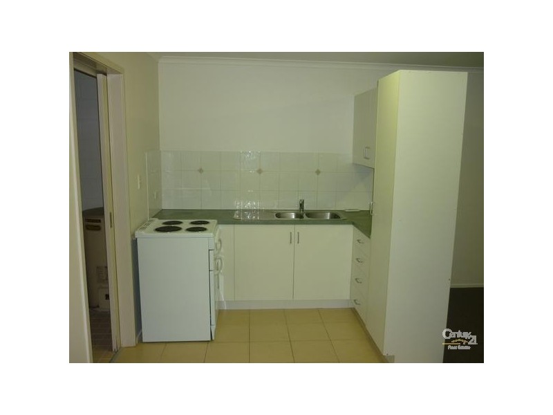 1/14 McCann Street, South Gladstone QLD 4680