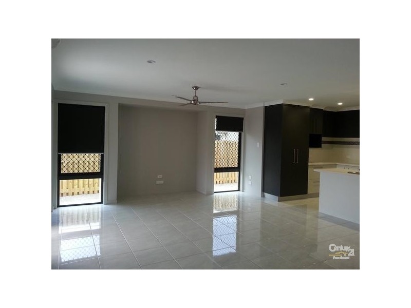 31 Bellbird Circuit, Kirkwood QLD 4680