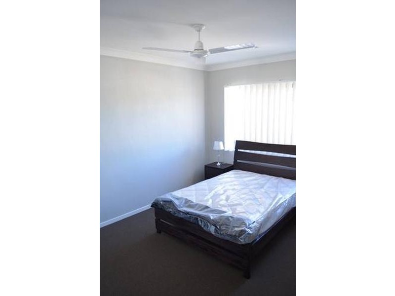 6/214-216 Oaka Street, South Gladstone QLD 4680