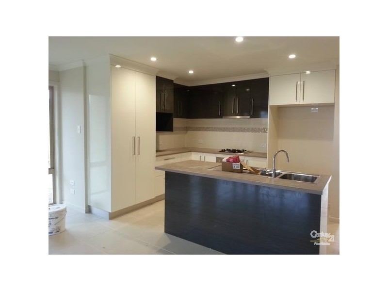 12 Bellbird Circuit, Kirkwood QLD 4680