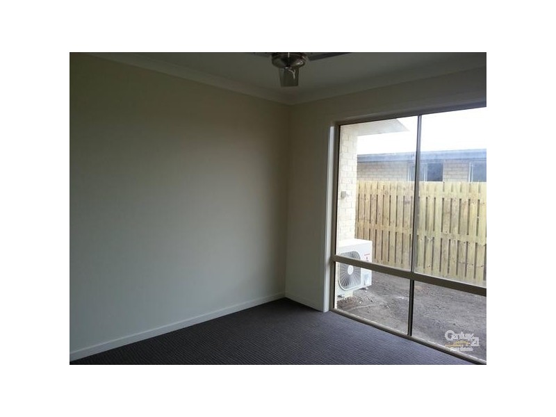 12 Bellbird Circuit, Kirkwood QLD 4680