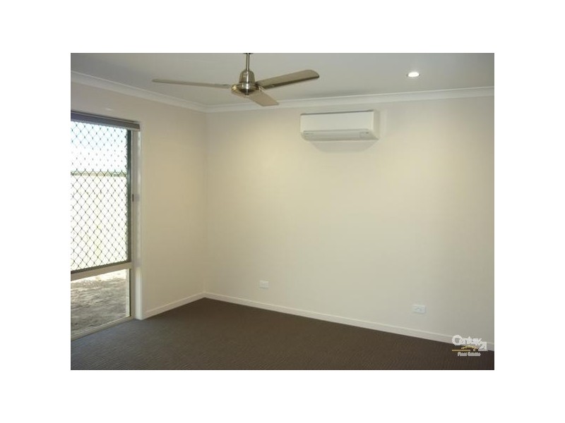 12 Bellbird Circuit, Kirkwood QLD 4680