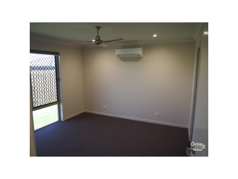 12 Bellbird Circuit, Kirkwood QLD 4680