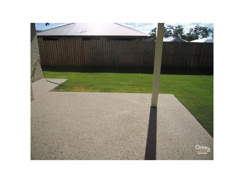 12 Bellbird Circuit, Kirkwood QLD 4680