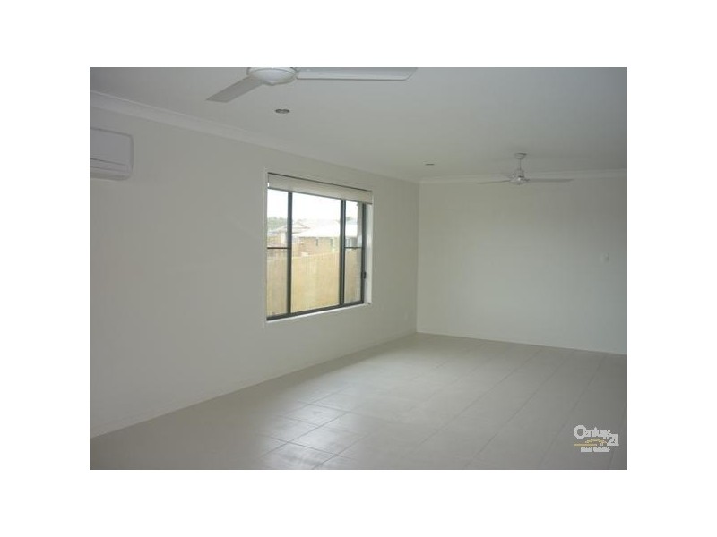 16 Sturt Court, Glen Eden QLD 4680