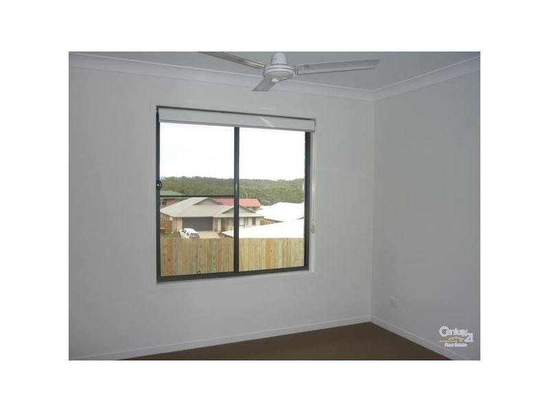 16 Sturt Court, Glen Eden QLD 4680