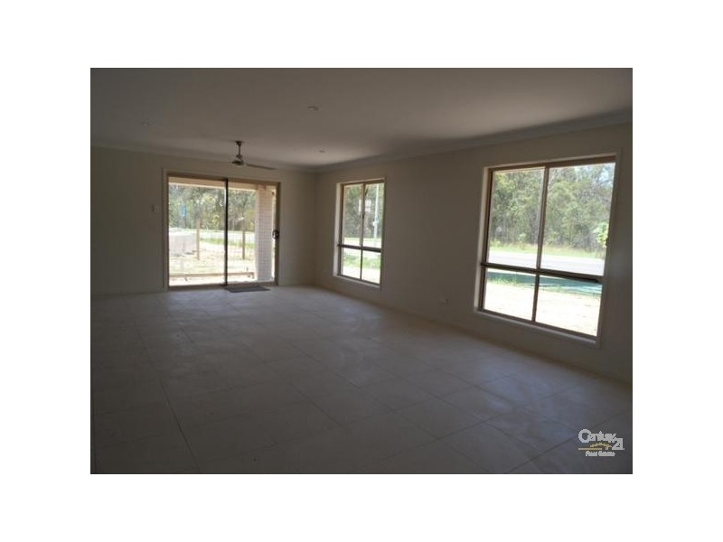 2 Thornbill Street, Kirkwood QLD 4680