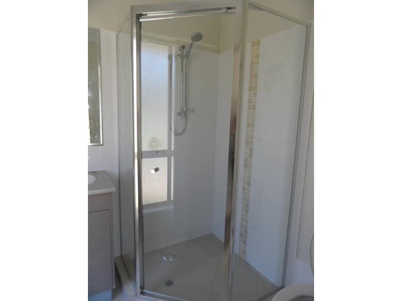 2 Thornbill Street, Kirkwood QLD 4680