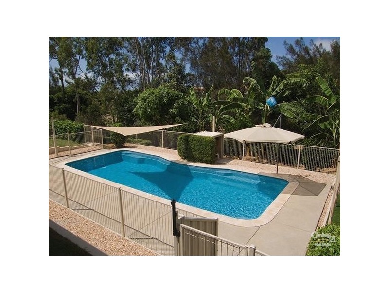 171 J Hickey Avenue, Clinton QLD 4680