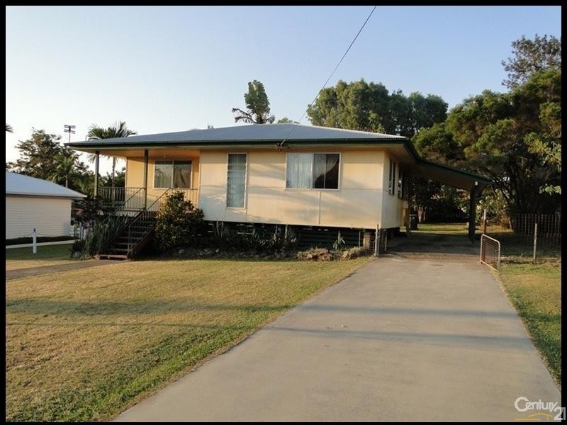 38 Park Street, West Gladstone QLD 4680