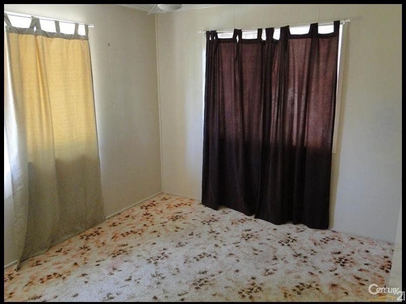 38 Park Street, West Gladstone QLD 4680