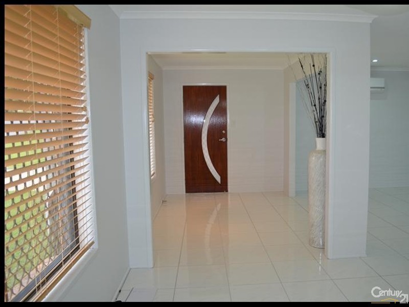 29 Jupiter Street, Telina QLD 4680
