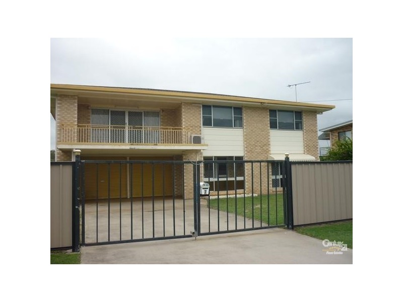 7 Ormiston Place, Clinton QLD 4680