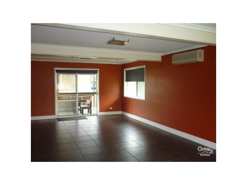 7 Ormiston Place, Clinton QLD 4680