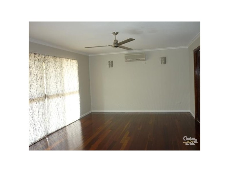 7 Ormiston Place, Clinton QLD 4680