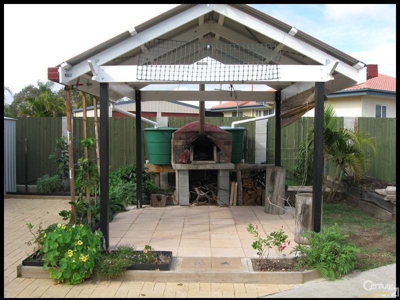 19 Moura Crescent, Barney Point QLD 4680