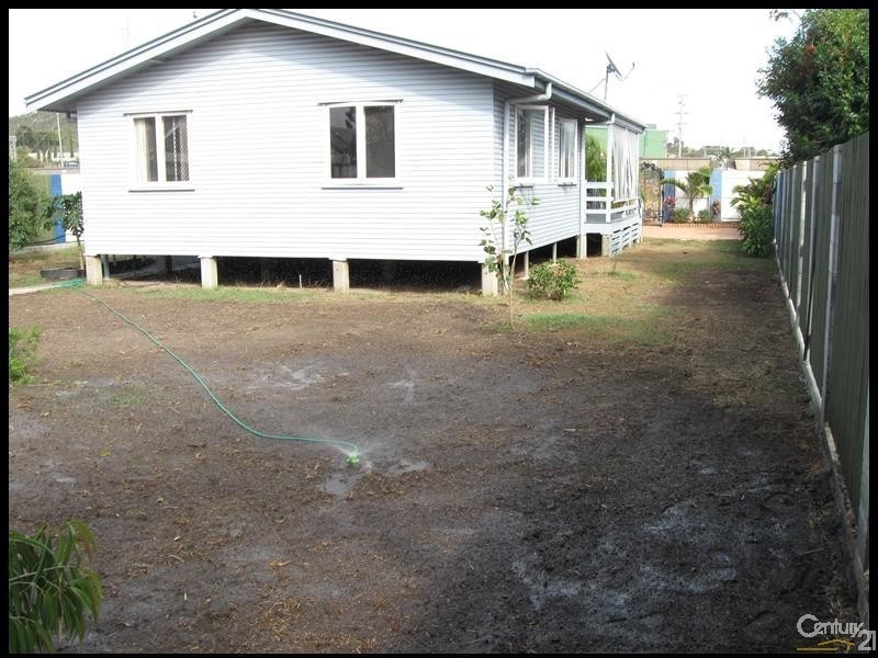 19 Moura Crescent, Barney Point QLD 4680