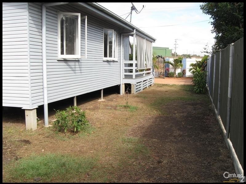 19 Moura Crescent, Barney Point QLD 4680