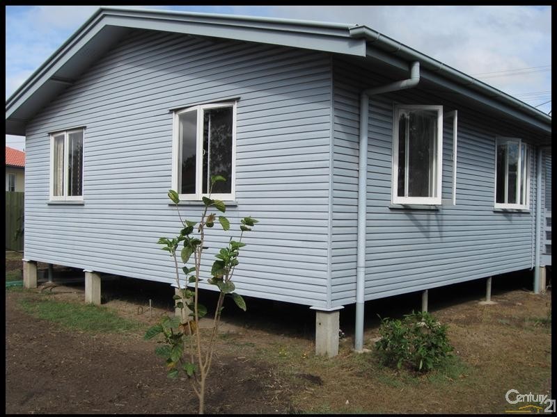 19 Moura Crescent, Barney Point QLD 4680