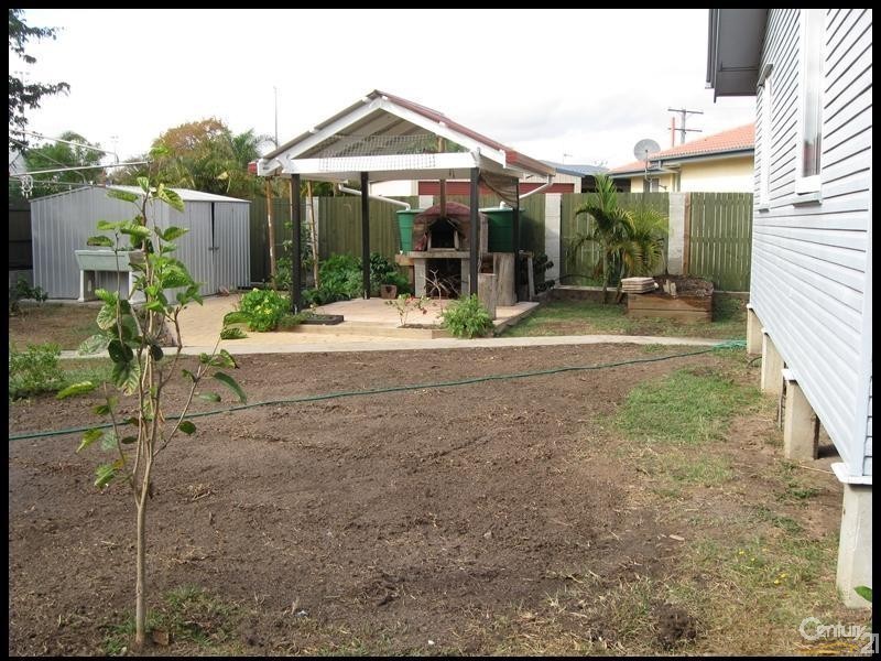 19 Moura Crescent, Barney Point QLD 4680