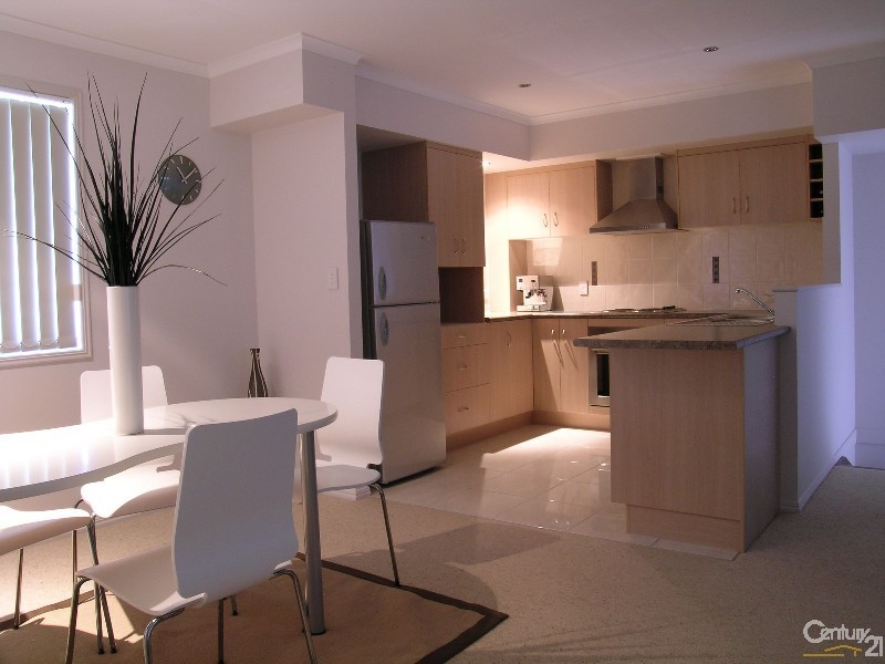 2/18 Pacific Avenue, Tannum Sands QLD 4680