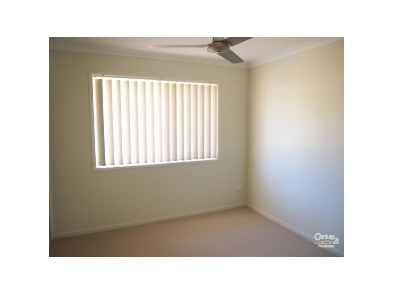 7 Bellbird Circuit, Kirkwood QLD 4680