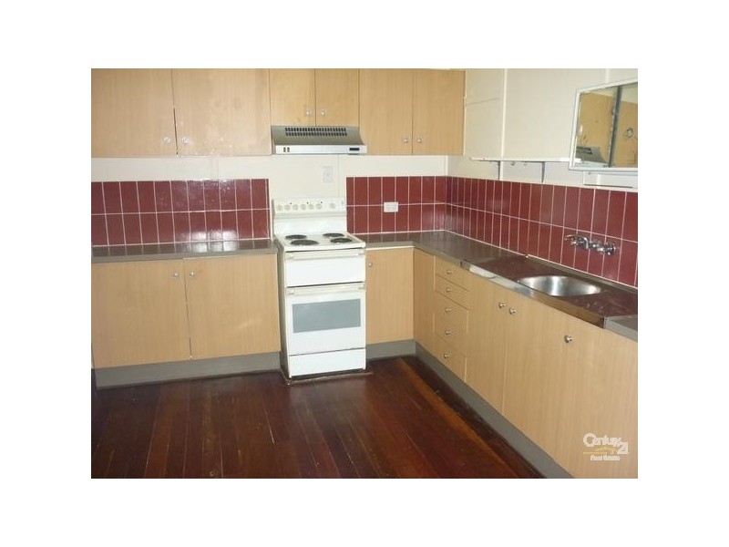 33 Ann Street, South Gladstone QLD 4680