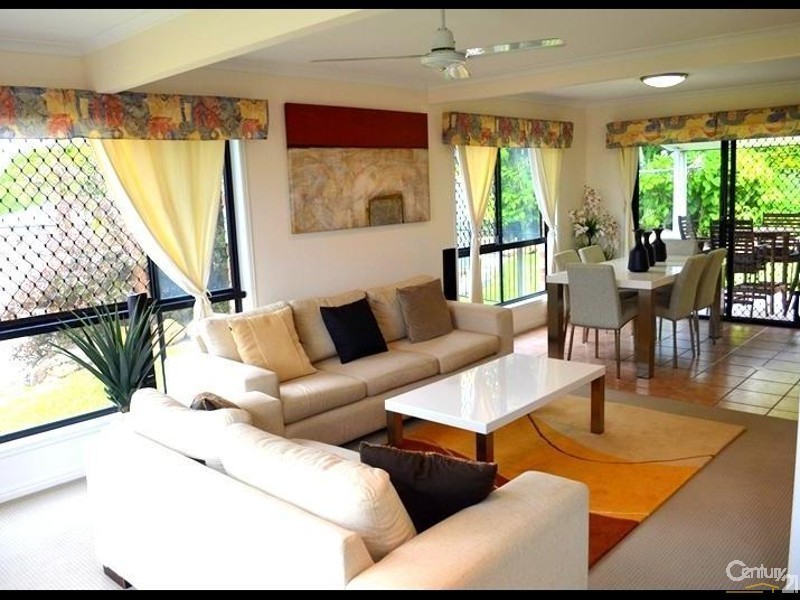 8 Hewett Court, Clinton QLD 4680