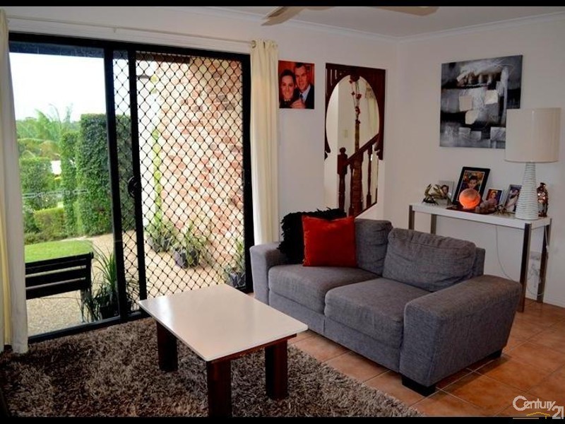 8 Hewett Court, Clinton QLD 4680