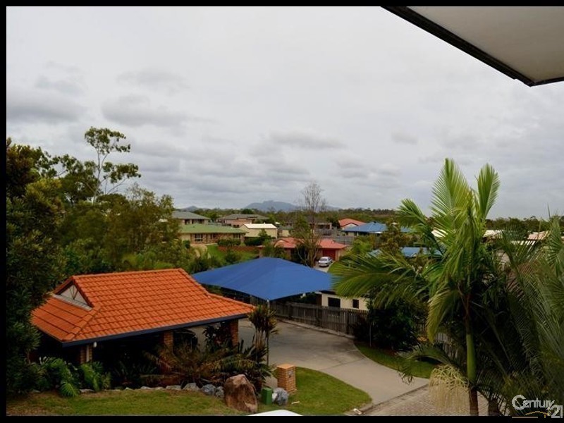 8 Hewett Court, Clinton QLD 4680