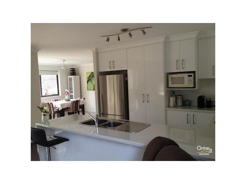 2/8 Beaver Street, South Gladstone QLD 4680