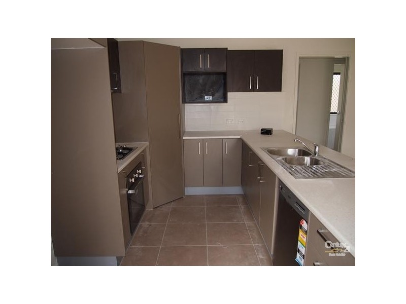 28 Creekview Drive, Kirkwood QLD 4680