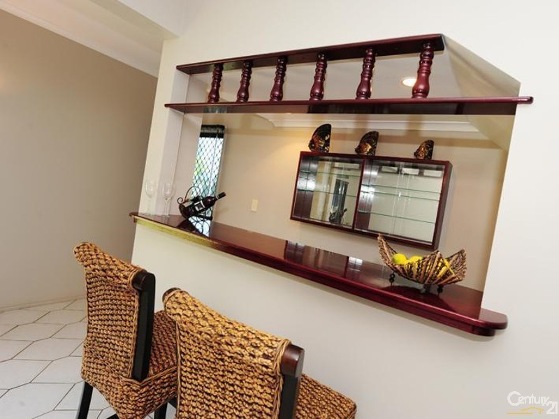 7 The Esplanade, Barney Point QLD 4680