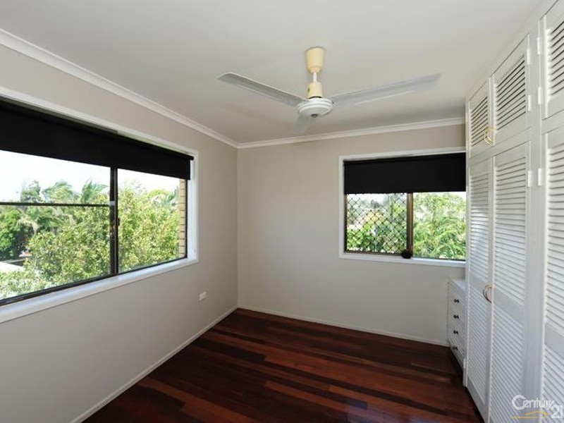 7 The Esplanade, Barney Point QLD 4680
