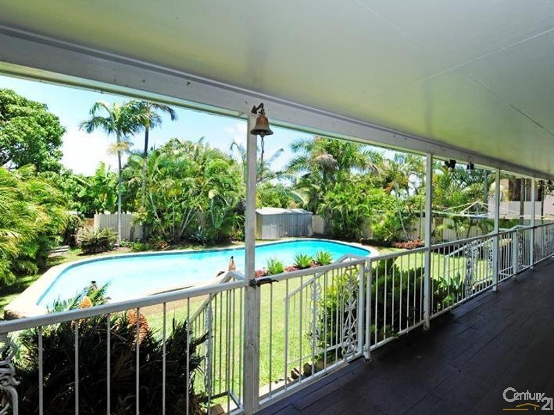 7 The Esplanade, Barney Point QLD 4680