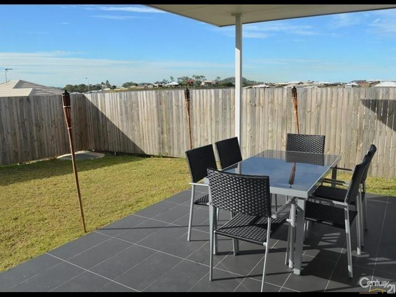 5 Windjana Court, New Auckland QLD 4680