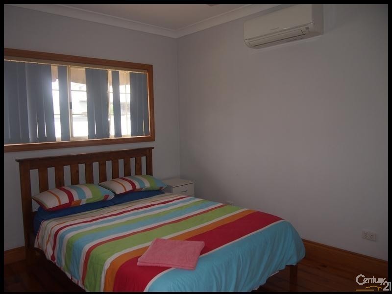 85 J Hickey Avenue, Clinton QLD 4680