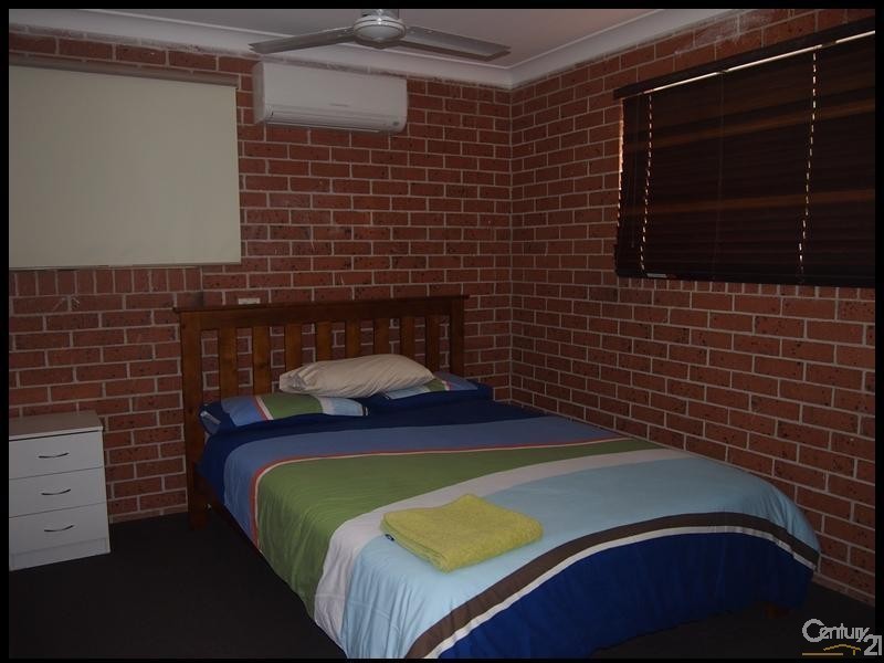 85 J Hickey Avenue, Clinton QLD 4680