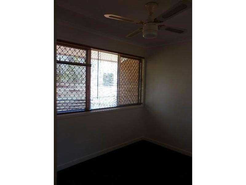 14 Aramac Drive, Clinton QLD 4680