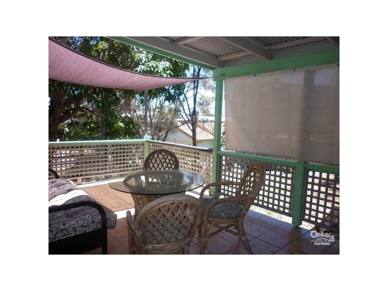 24 Williamson Street, West Gladstone QLD 4680