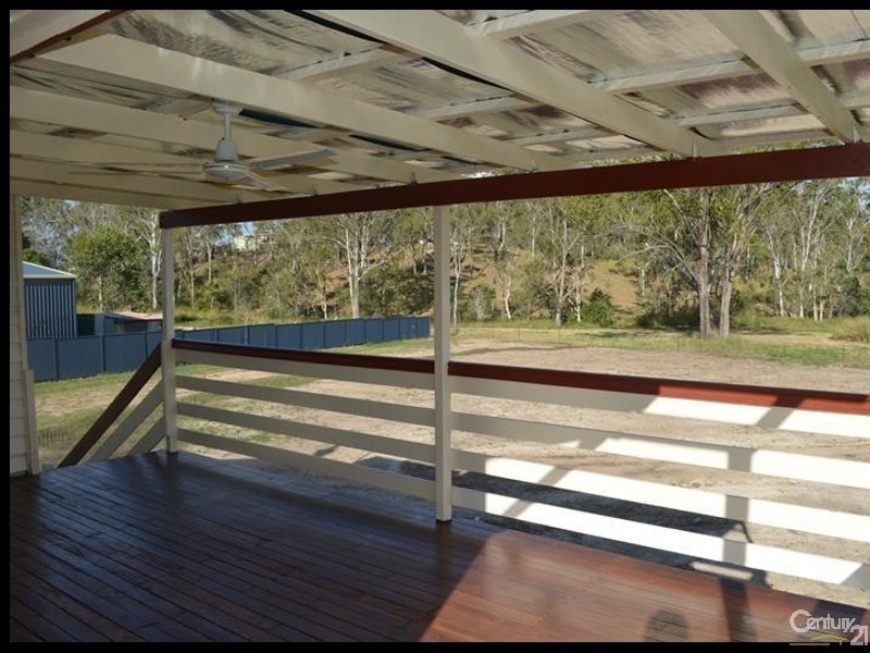 19 Awoonga Dam Road, Benaraby QLD 4680