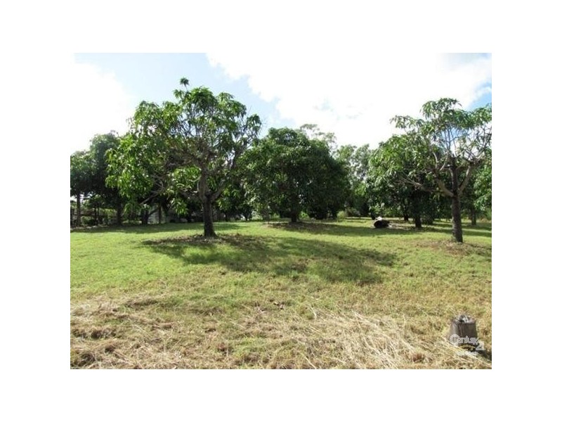 17 King George Street, Mount Larcom QLD 4695