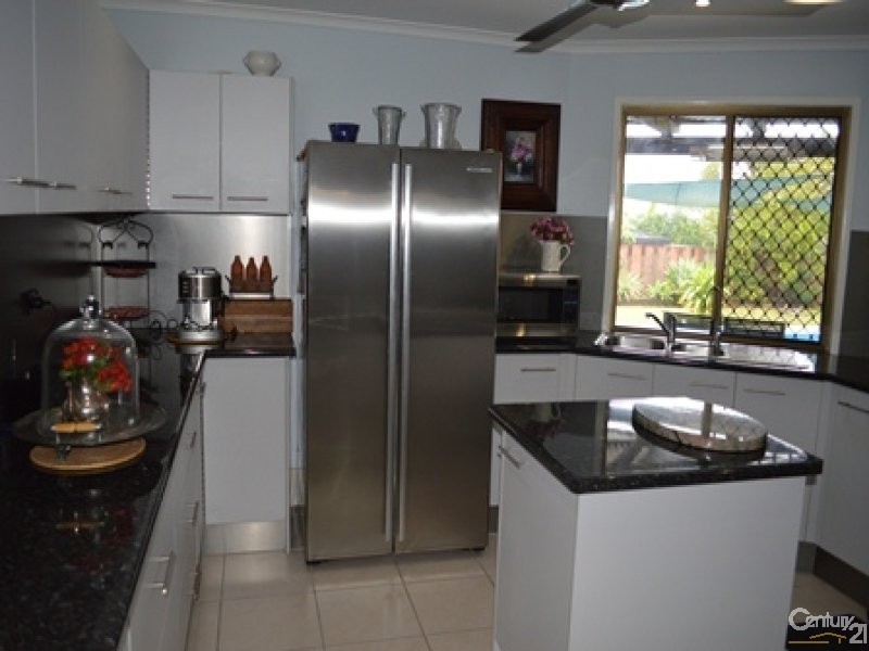 28 Hampton Drive, Tannum Sands QLD 4680