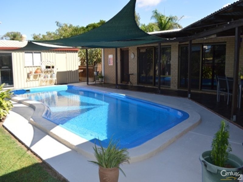 28 Hampton Drive, Tannum Sands QLD 4680